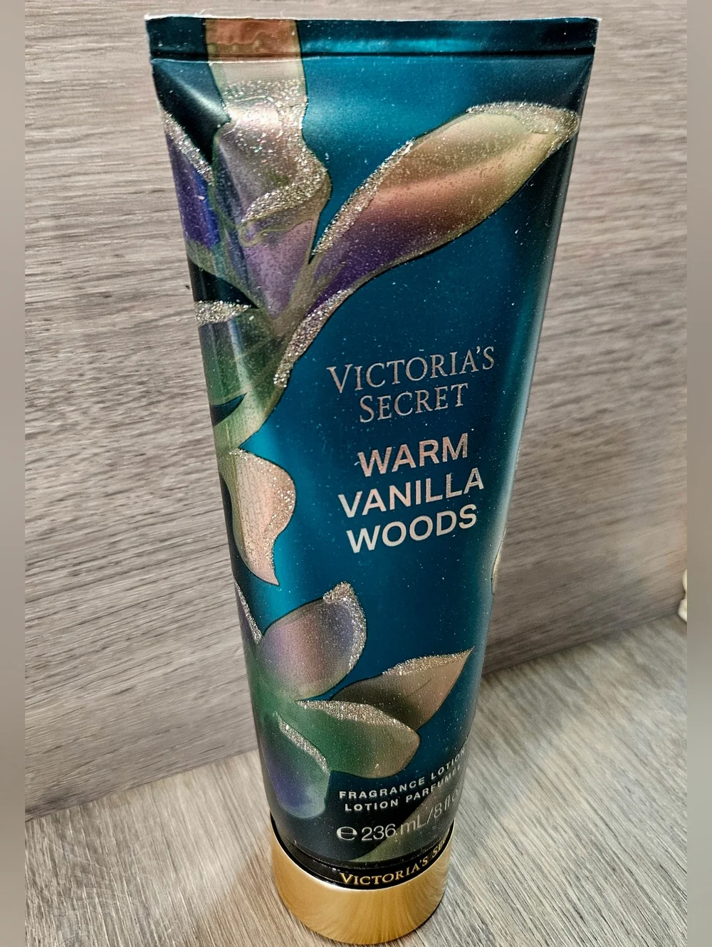 Victoria's Secret WARM VANILLA WOODS Body Lotion 8oz NEW Sparkle Bottle Ramadan